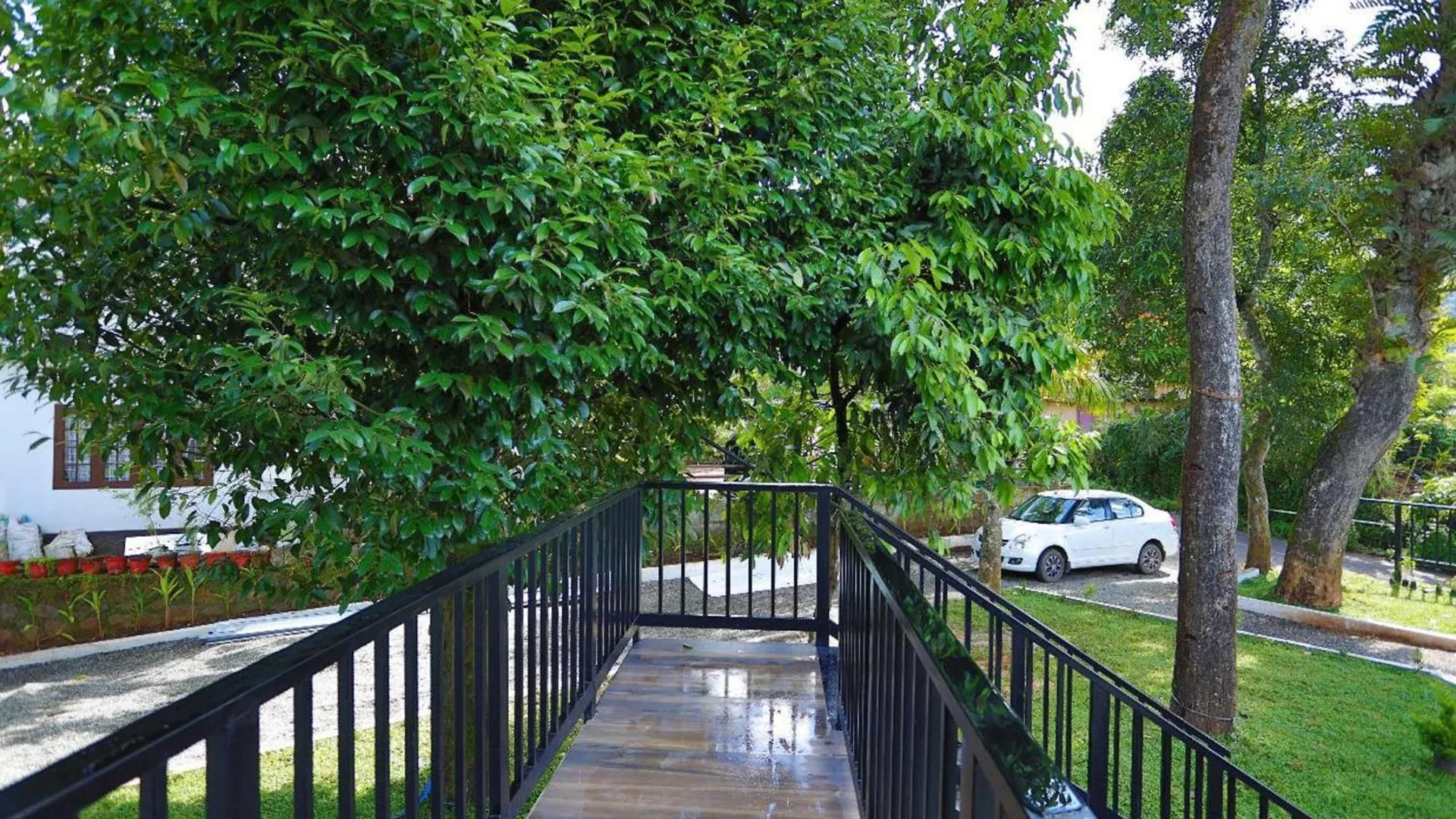 Cassa Don Premium Pool Villa Anachal 0*,  India